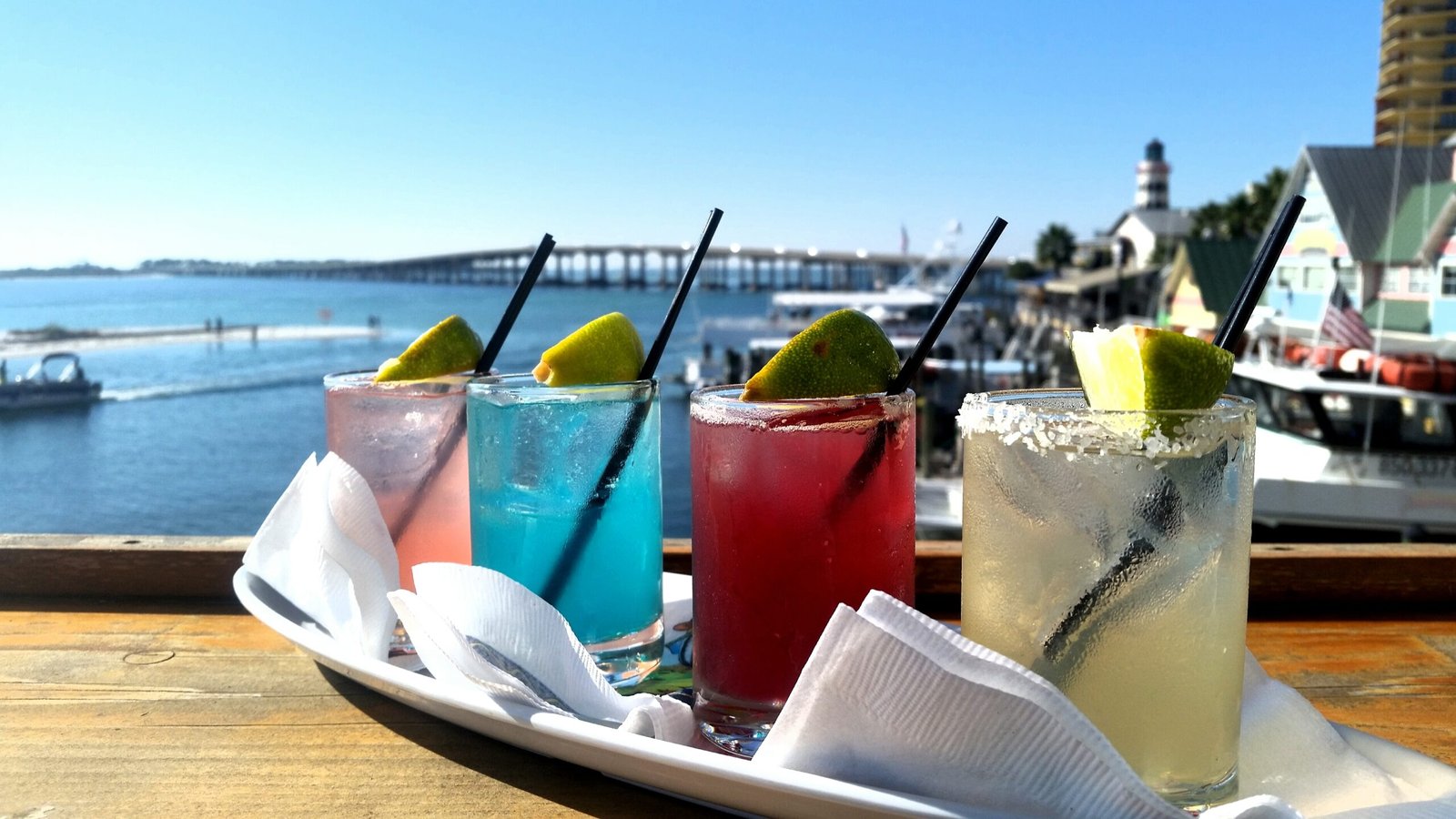 San Diego – Happy Hour Heaven: Best Deals in America’s Finest City