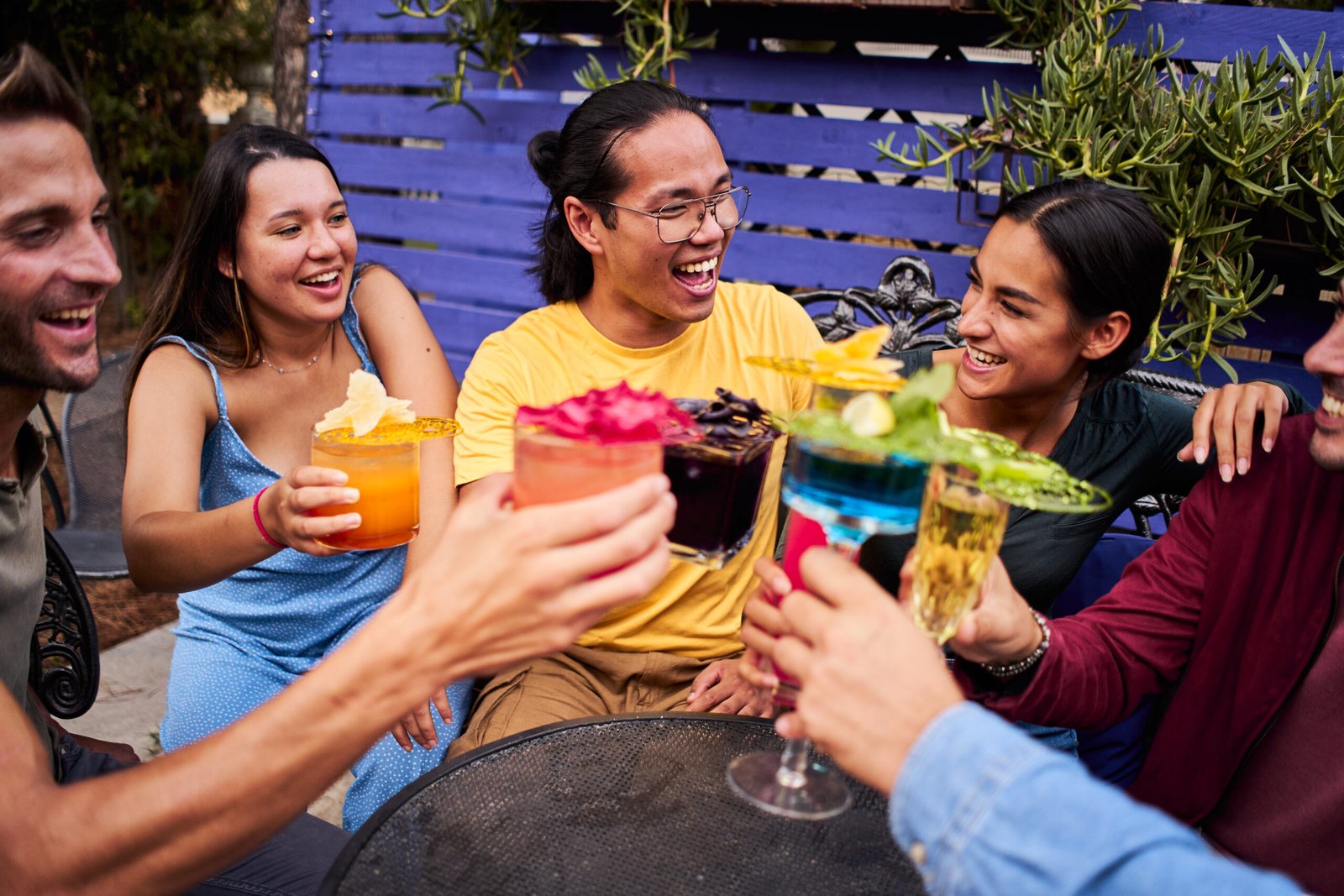 San Diego – Happy Hour Heroes: Local Spots with Unbeatable Deals