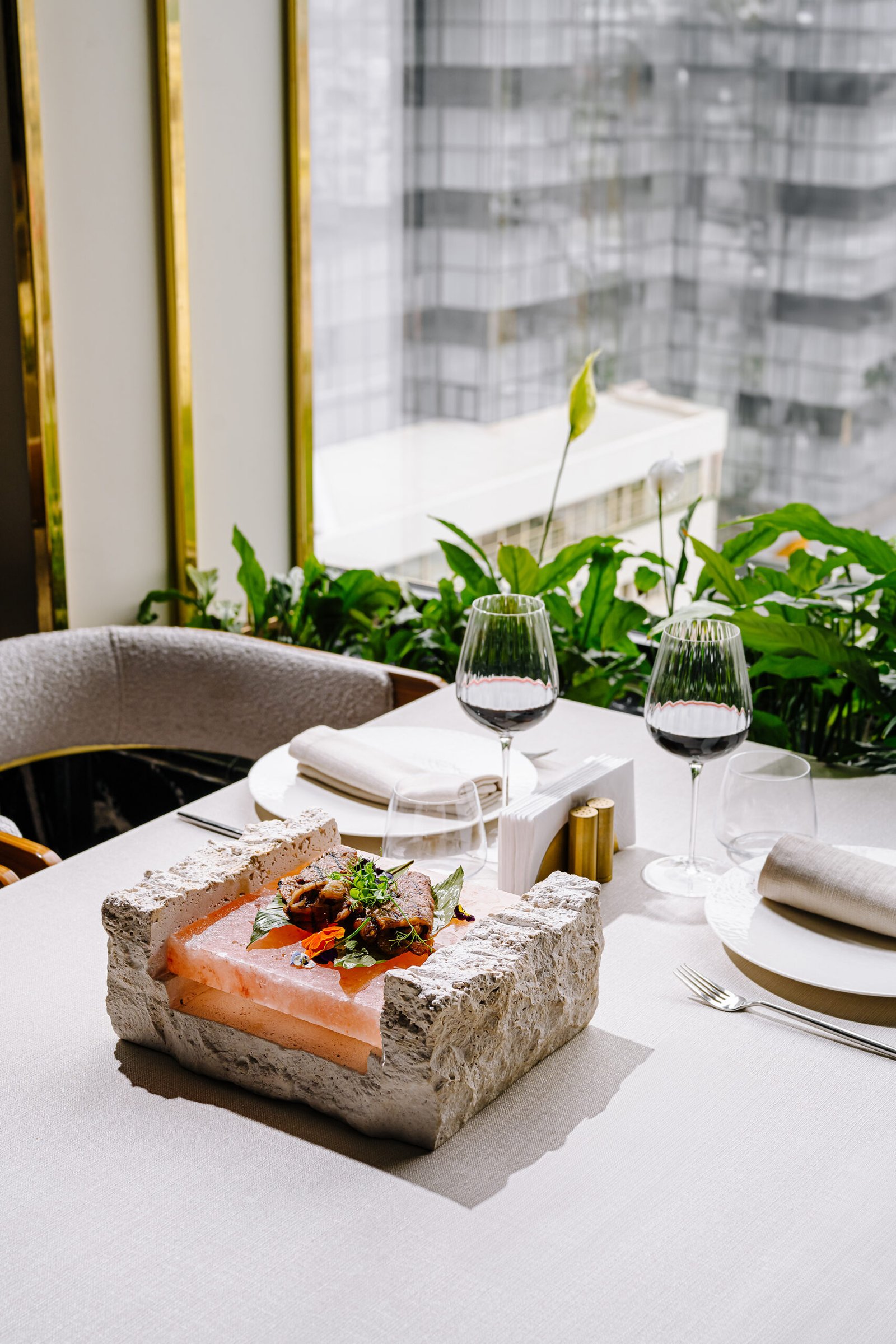Michelin Stars and Golden Views: San Francisco’s Elite Dining Experience
