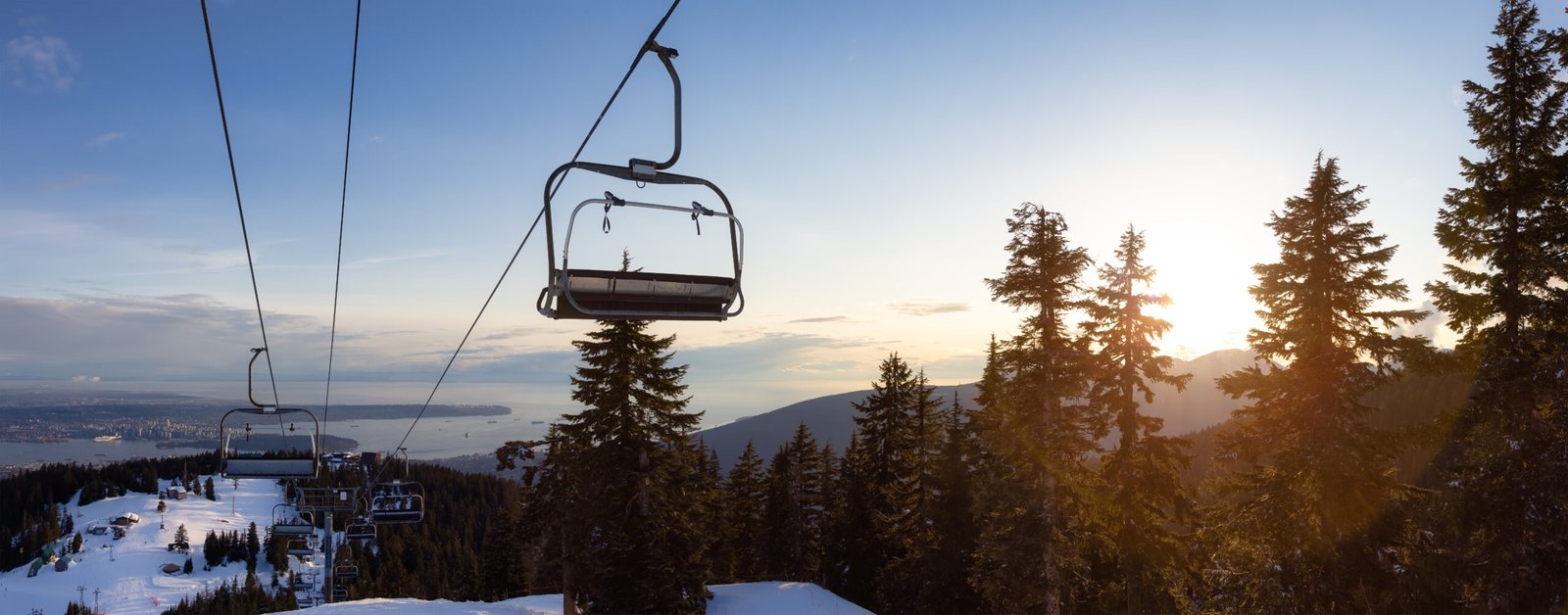 Truckee CA – Luxury Mountain Resorts: Indulgent Stays with World-Class Amenities