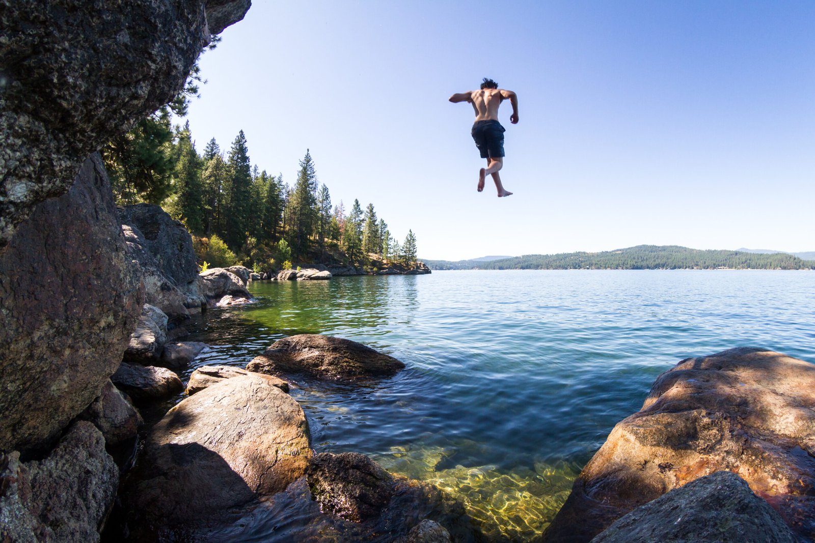 Lake Tahoe’s Hidden Gem: Why Truckee is Every Water Sports Enthusiast’s Paradise